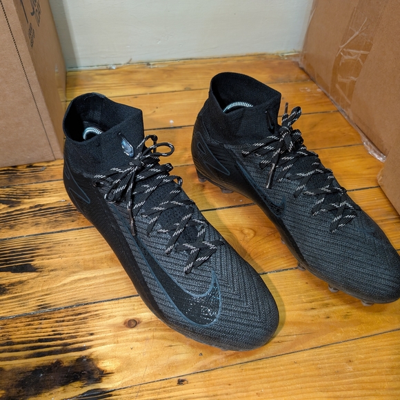Nike Superfly 10 Elite FG Size 11.5